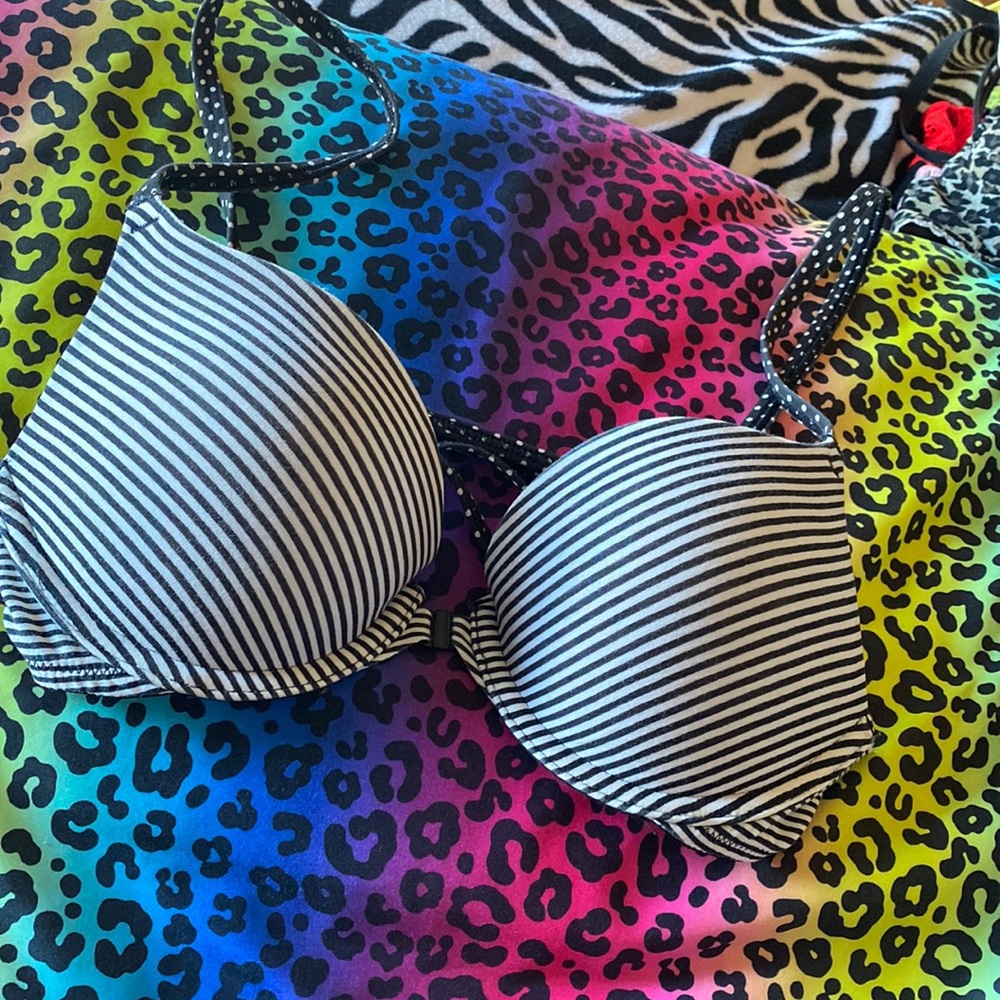 Bra.